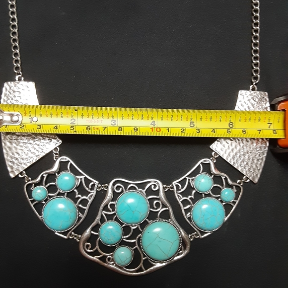 Faux Turquoise Necklace - Picture 2 of 4